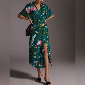 Maeve Buttonfront Shirt Dress size 4P Collar Retro Inspired Slit Flutter Sleeves
